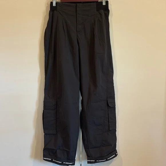 NWOT Free People Movement Mesmerize Me Black Cargo Pants Size Small Hiking - Picture 5 of 16